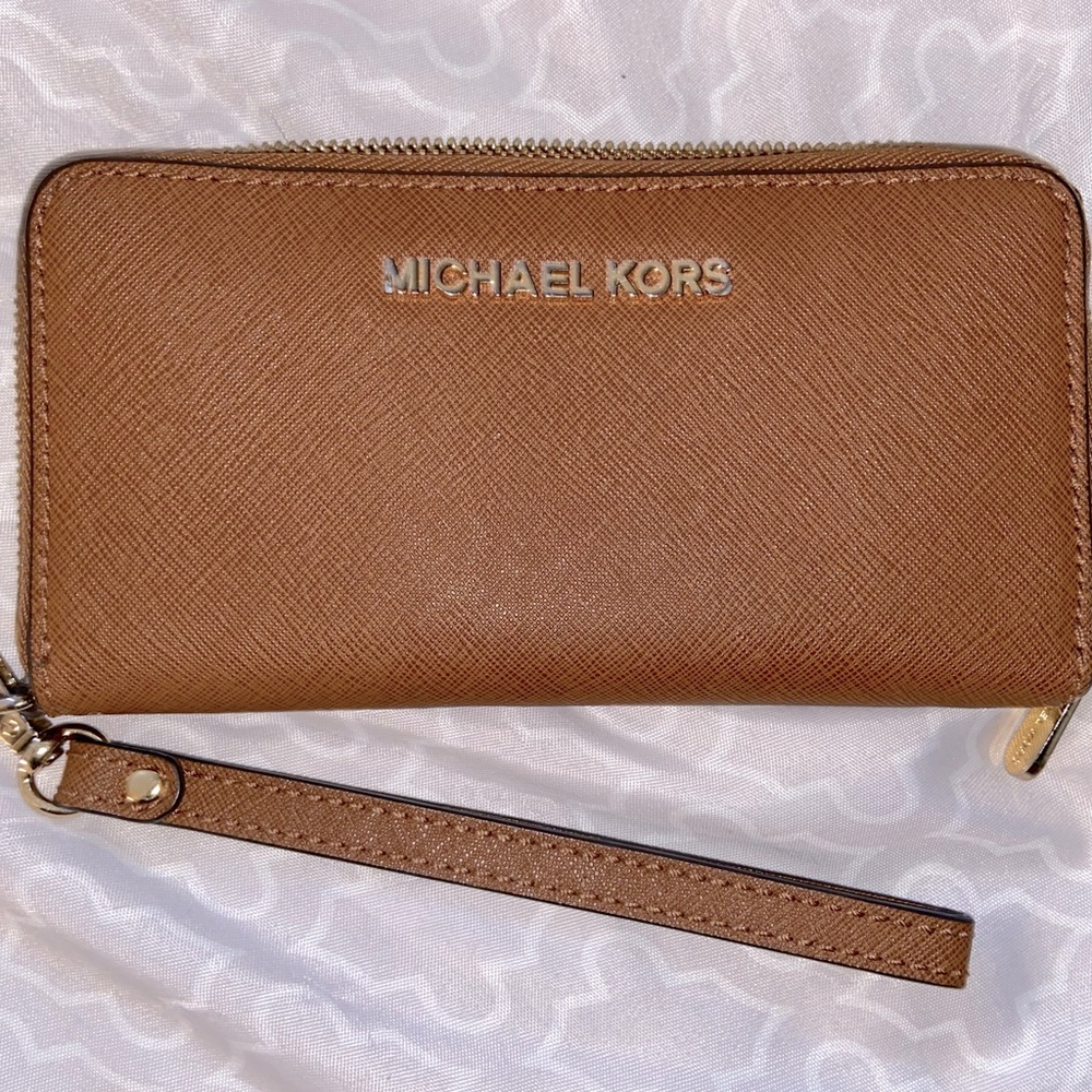 Michael Kors Large Flat MF Phone case wallet